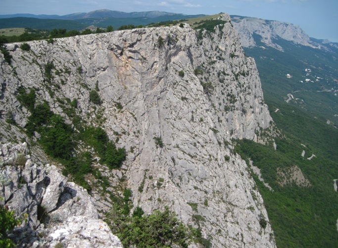 гора Замок и стена