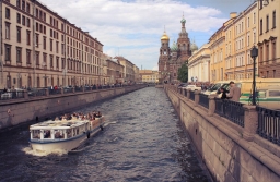 Прогулки на катере по каналам и рекам Санкт-Петербурга